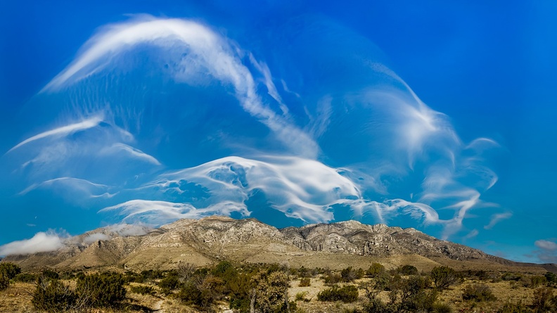 Clouds wisps, Guadalupe Mountains, Texas, USA